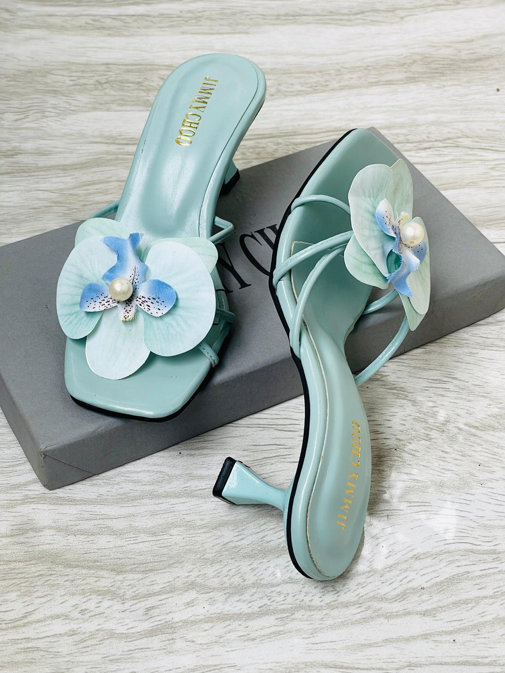 Flower bow heels