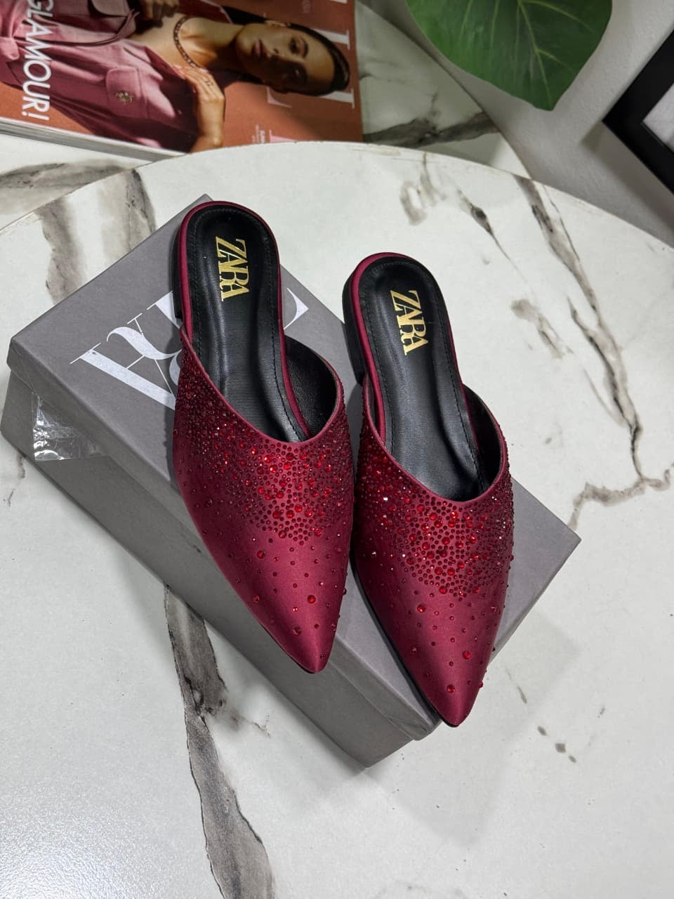 Shine stone pumps