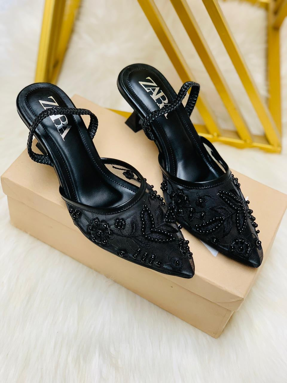 Flower embroidery heels