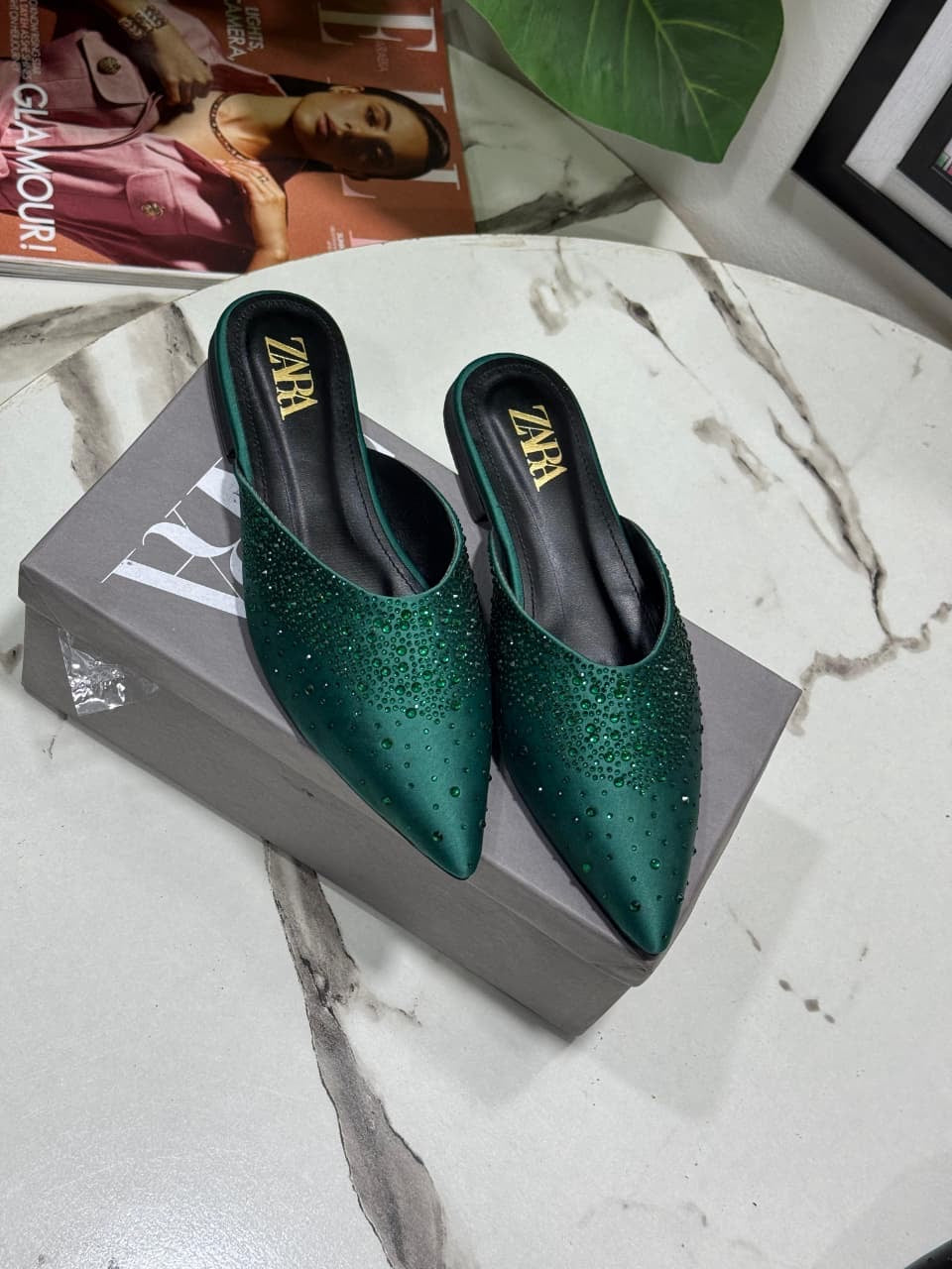 Shine stone pumps
